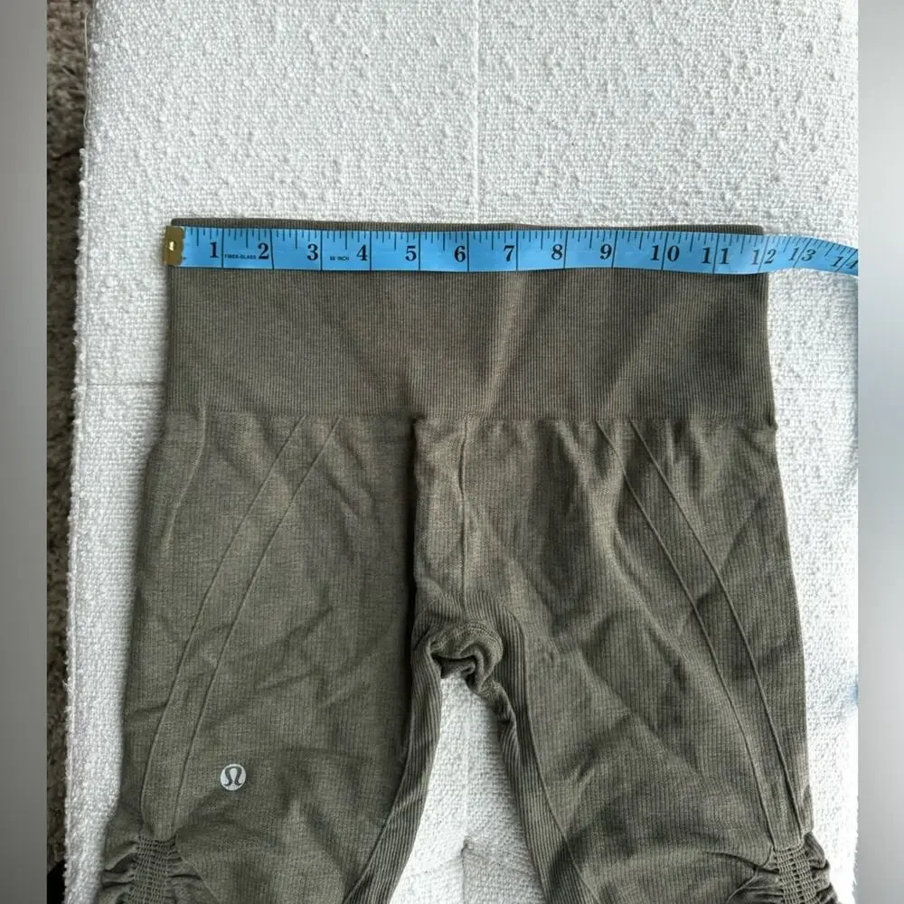 Lululemon Women’s In The Flow Crop Ribbed Ruched Seamless Leggings Size 4